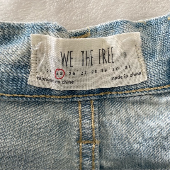 Free People “We The Free” Daisy Chain Lace Shorts - Picture 5 of 9